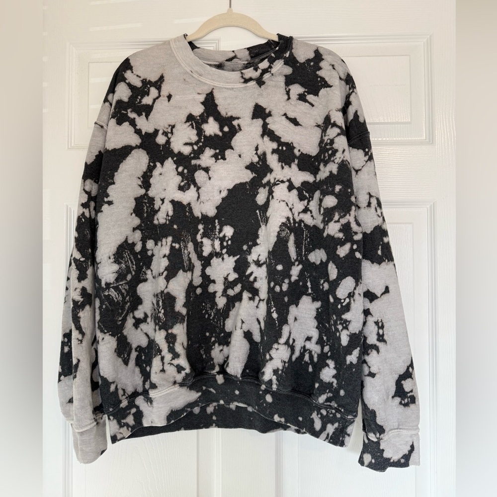 Acid Wash Sweatshirt